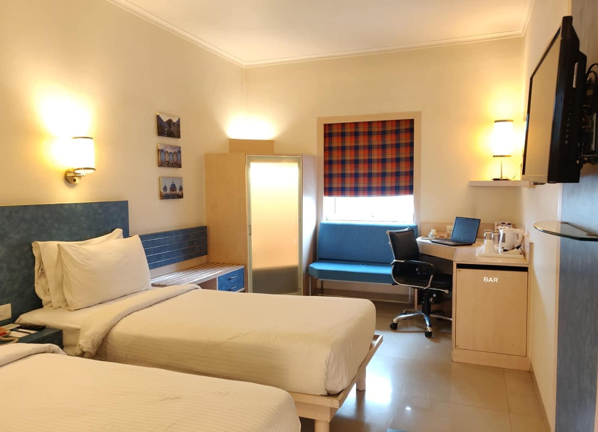 Nirwana Hometel Jaipur- A Sarovar Hotel Kültér fotó