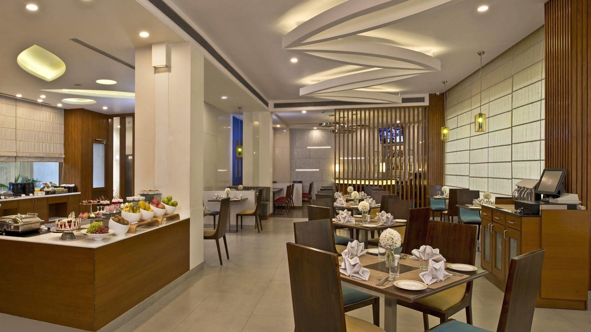 Nirwana Hometel Jaipur- A Sarovar Hotel Kültér fotó